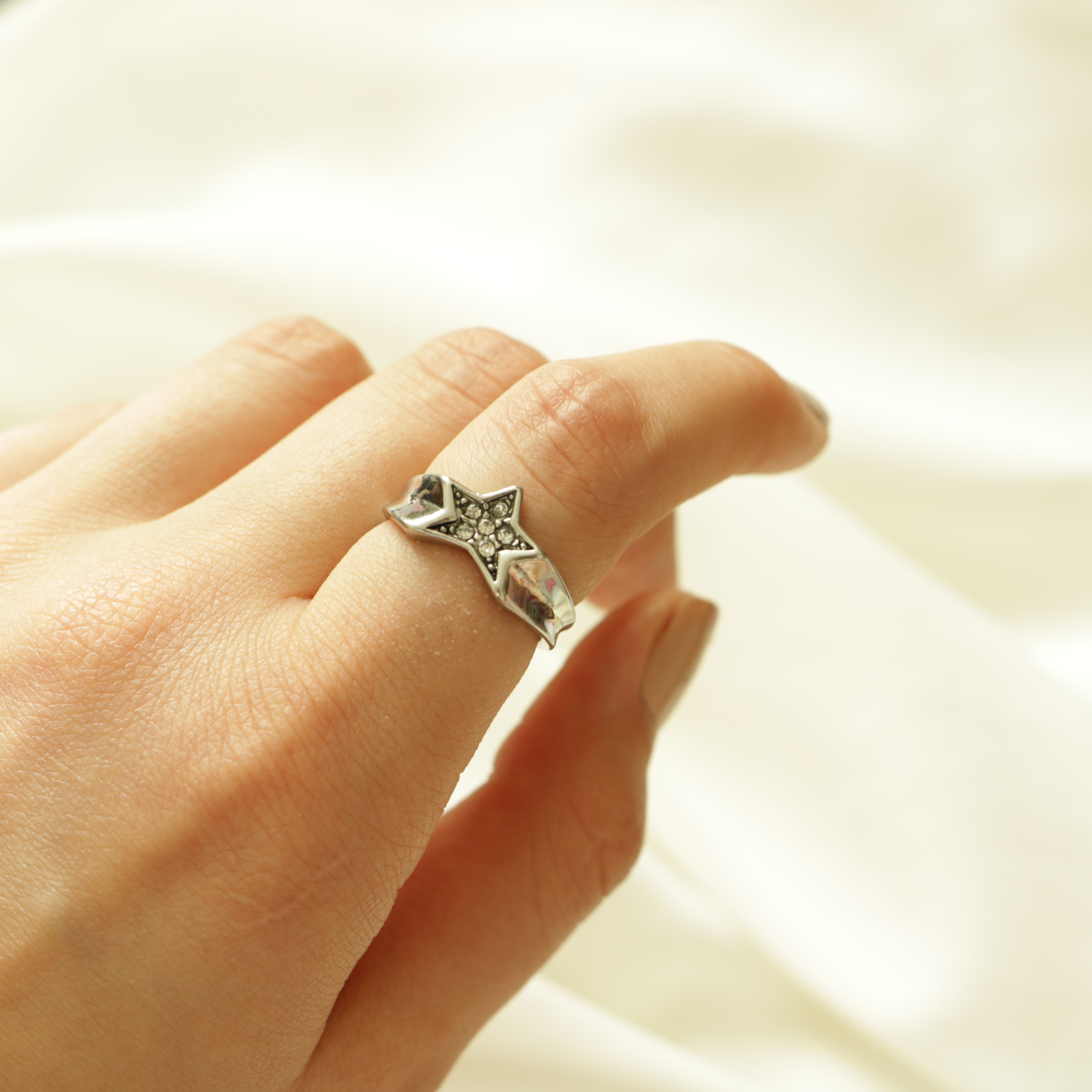 انگشتر ستاره