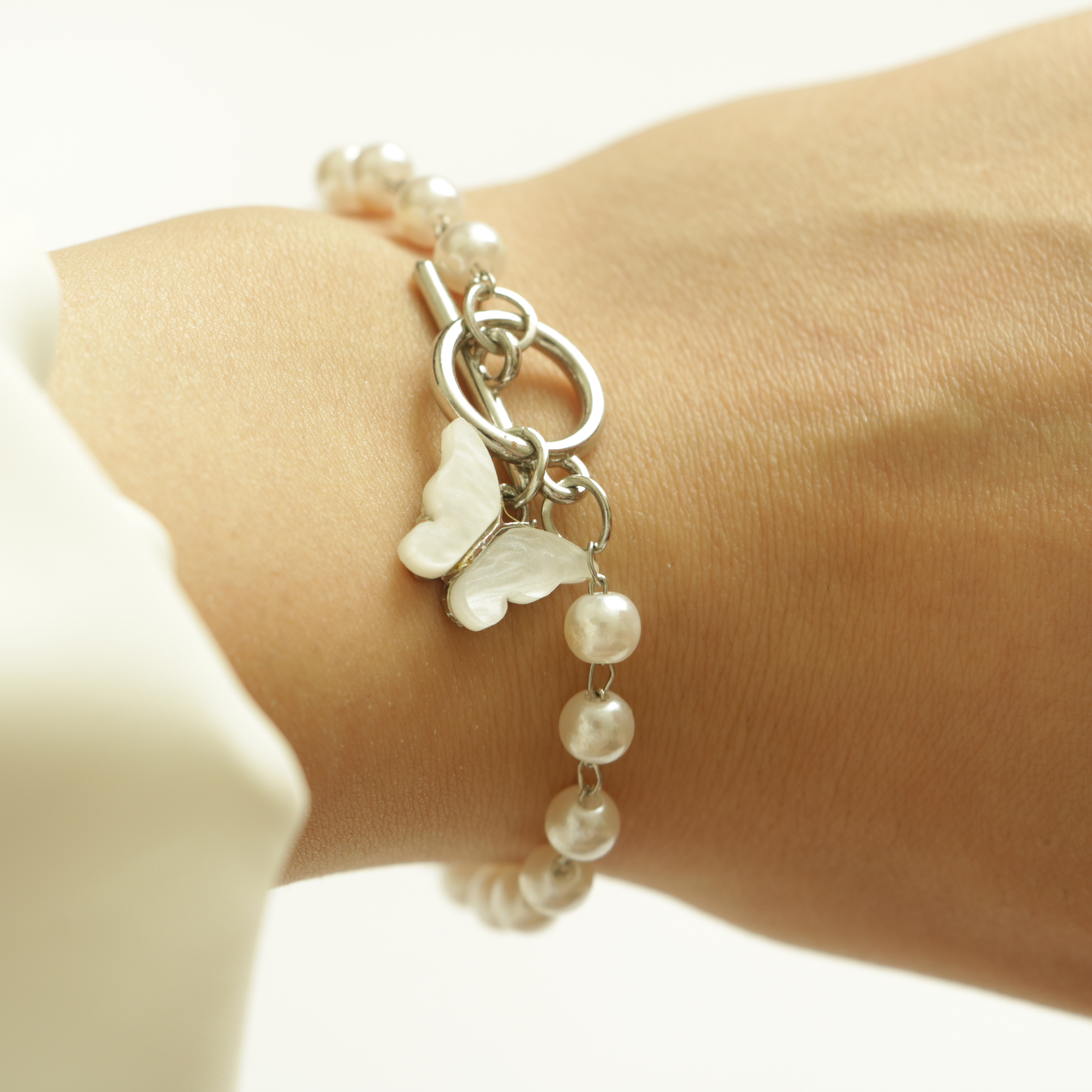 دستبند پروانه