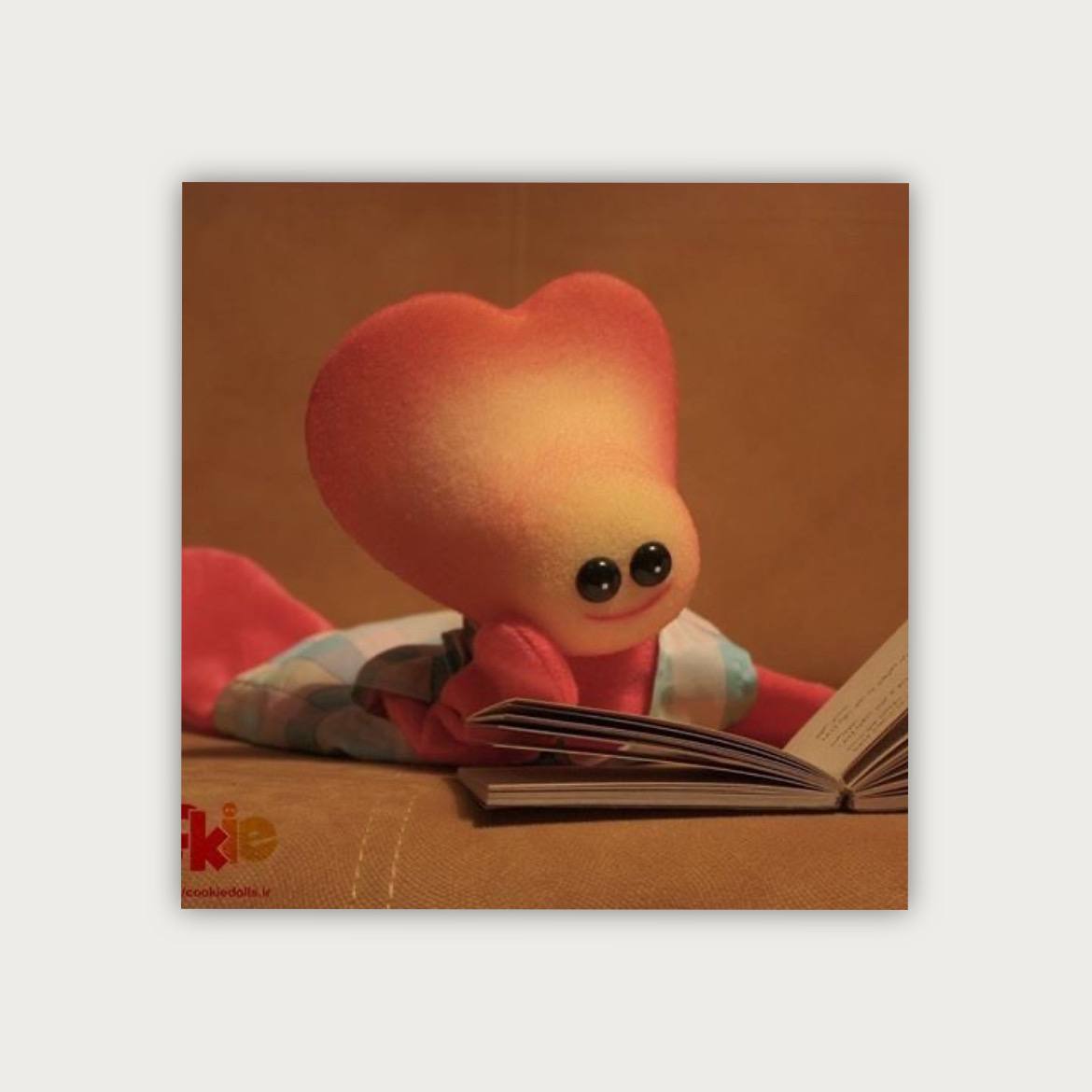 پوستر زی زی گولو