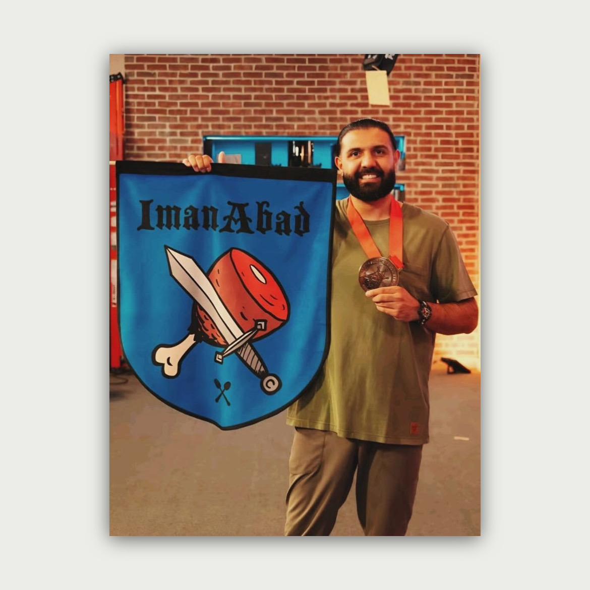پوستر کومان ۰۴